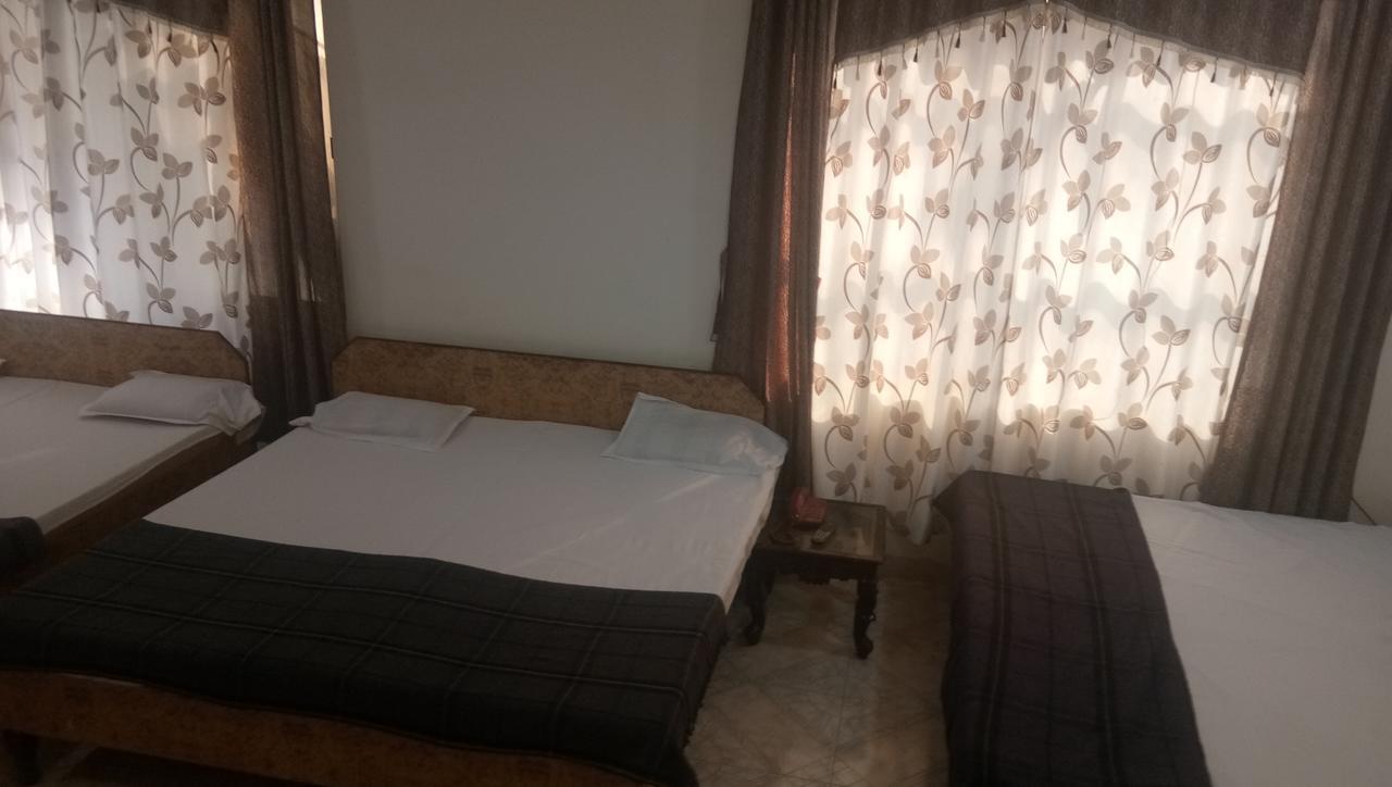 Grand Galaxy Hotel Krishna Нашик Екстериор снимка
